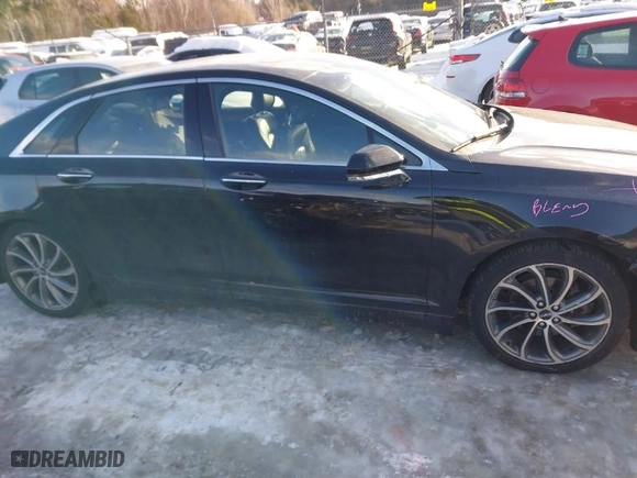 2019 Lincoln MKZ Reserve I with VIN 3LN6L5D96KR627789, listed as a IAAI auction lot 41559713 with NaN miles. Bid and sale history available at carsss.com. Image 13.