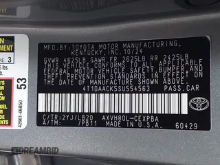 2025 Toyota Camry LE z VIN 4T1DAACK5SU554563, wystawiony jako IAAI lot #41788016 z przebiegiem 4 023 mil mil oraz . Historia ofert i sprzedaży dostępna na DreamBid. Obrazek 9.