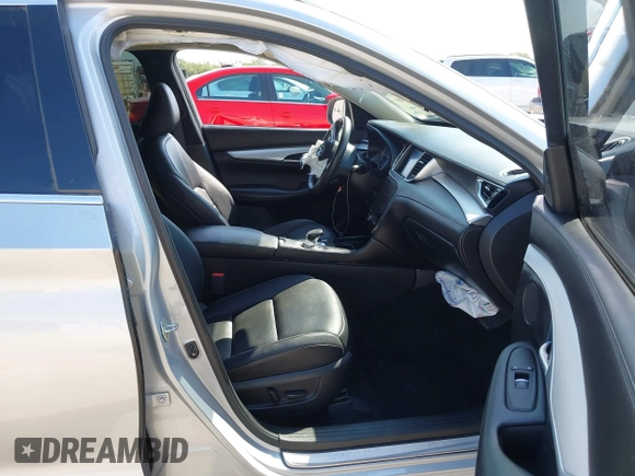 2021 Infiniti QX50 Luxe with VIN 3PCAJ5BA3MF120824, listed as a IAAI auction lot 41278149 with 52,104 mi miles and . Bid and sale history available at DreamBid. Image 5.