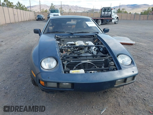 1982 Porsche 928 z VIN WP0JA0926CS821506, wystawiony jako IAAI lot #41903954 z przebiegiem 64 814 mil mil oraz . Historia ofert i sprzedaży dostępna na DreamBid. Obrazek 12.