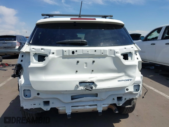 2020 Jeep Compass Sport with VIN 3C4NJCAB5LT253133, listed as a IAAI auction lot 42181816 with 76,255 mi miles and . Bid and sale history available at DreamBid. Image 6.