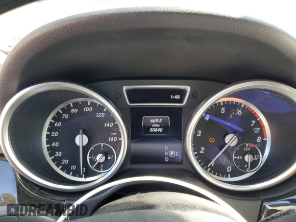 2015 Mercedes-Benz M 350 z VIN 4JGDA5HB7FA577866, wystawiony jako Copart lot #41989355 z przebiegiem 50 840 mil mil oraz Szkoda całkowita • Salvage title. Historia ofert i sprzedaży dostępna na DreamBid. Obrazek 9.