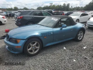 1997 BMW 3 Series 2.8L with VIN 4USCJ3325VLC08001, listed as a Copart auction lot 71037044 with 191,683 mi miles and Salvage Title. Bid and sale history available at carsss.com. Image 1.