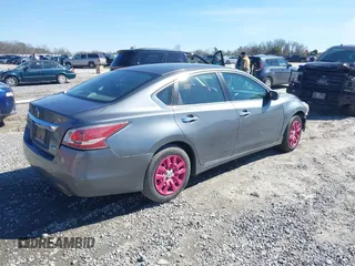 2014 Nissan Altima S with VIN 1N4AL3AP4EN355441, listed as a IAAI auction lot 41628050 with 162,309 mi miles and . Bid and sale history available at carsss.com. Image 4.