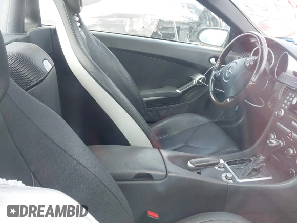 2006 Mercedes-Benz SLK 280 z VIN WDBWK54F36F120962, wystawiony jako IAAI lot #42269968 z przebiegiem 132 752 mil mil oraz . Historia ofert i sprzedaży dostępna na DreamBid. Obrazek 5.