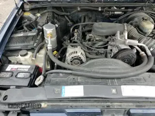 1998 Chevrolet Blazer LS with VIN 1GNCS13W2W2250714, listed as a Copart auction lot 86473604 with Not provided miles and Salvage title. Bid and sale history available at DreamBid. Image 14.