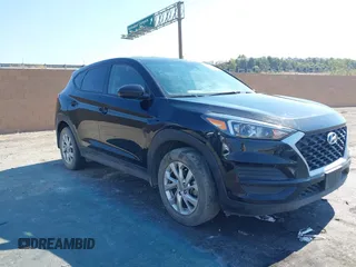 2020 Hyundai Tucson SE z VIN KM8J23A49LU275067, wystawiony jako IAAI lot #40083280 z przebiegiem 83 812 mil mil oraz . Historia ofert i sprzedaży dostępna na DreamBid. Obrazek 1.