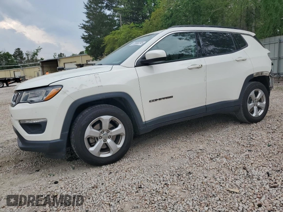 2017 Jeep Compass Latitude z VIN 3C4NJCBBXHT605838, wystawiony jako Copart lot #53980295 z przebiegiem 92 756 mil mil oraz Szkoda całkowita • Salvage title. Historia ofert i sprzedaży dostępna na DreamBid. Obrazek 1.