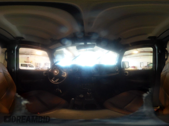 2020 Jeep Gladiator Overland with VIN 1C6HJTFG5LL140142, listed as a IAAI auction lot 42452310 with 111,884 mi miles and . Bid and sale history available at DreamBid. Image 18.