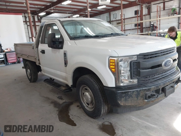 2017 Ford F-250 XL with VIN 1FDBF2A61HEC86568, listed as a IAAI auction lot 41715524 with 78,901 mi miles and . Bid and sale history available at DreamBid. Image 1.