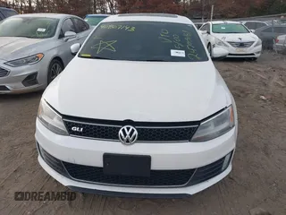 2013 Volkswagen Jetta GLI Autobahn с VIN 3VW467AJ8DM393889, выставлен на аукционе IAAI как лот 40807143 с пробегом Не указан миль и . История ставок и продаж доступна на DreamBid. Изображение 11.