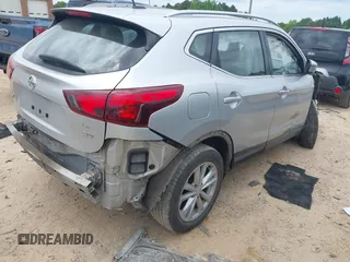 2017 Nissan Rogue SV with VIN JN1BJ1CP4HW011373, listed as a IAAI auction lot 42314757 with 236,741 mi miles and . Bid and sale history available at DreamBid. Image 4.