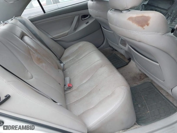 2010 Toyota Camry with VIN 4T1BF3EK0AU089321, listed as a IAAI auction lot 41524565 with 112,025 mi miles. Bid and sale history available at carsss.com. Image 8.