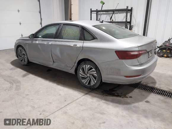 2020 Volkswagen Jetta SEL z VIN 3VWE57BU0LM087350, wystawiony jako IAAI lot #41581637 z przebiegiem 60 528 mil mil oraz . Historia ofert i sprzedaży dostępna na DreamBid. Obrazek 3.