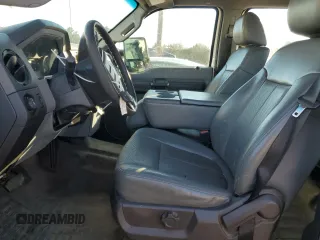 2015 Ford F-250 XL z VIN 1FT7W2A67FED48997, wystawiony jako Copart lot #89247355 z przebiegiem 291 467 mil mil oraz Szkoda całkowita • Salvage title. Historia ofert i sprzedaży dostępna na DreamBid. Obrazek 7.