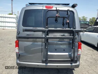 2021 Nissan NV200 SV z VIN 3N6CM0KN7MK705335, wystawiony jako Copart lot #60527375 z przebiegiem 26 095 mil mil oraz Szkoda całkowita • Salvage title. Historia ofert i sprzedaży dostępna na DreamBid. Obrazek 6.