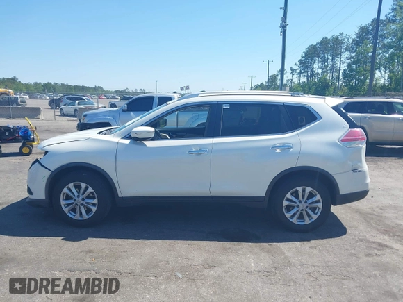 2015 Nissan Rogue S with VIN KNMAT2MV8FP529757, listed as a IAAI auction lot 42026705 with 165,693 mi miles. Bid and sale history available at carsss.com. Image 14.