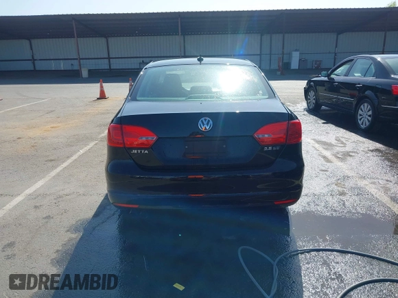 2013 Volkswagen Jetta SE with VIN 3VWDP7AJ7DM279184, listed as a IAAI auction lot 42387002 with 84,288 mi miles and . Bid and sale history available at DreamBid. Image 16.