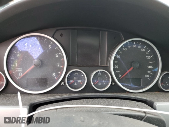 2008 Volkswagen Touareg V6 z VIN WVGBE77L08D043577, wystawiony jako Copart lot #50735775 z przebiegiem Nie podano mil oraz Szkoda całkowita • Salvage title. Historia ofert i sprzedaży dostępna na DreamBid. Obrazek 9.