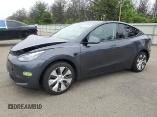 2021 Tesla Model Y Long Range z VIN 5YJYGDEE2MF204414, wystawiony jako Copart lot #59010585 z przebiegiem 56 371 mil mil oraz Szkoda całkowita • Salvage title. Historia ofert i sprzedaży dostępna na DreamBid. Obrazek 1.