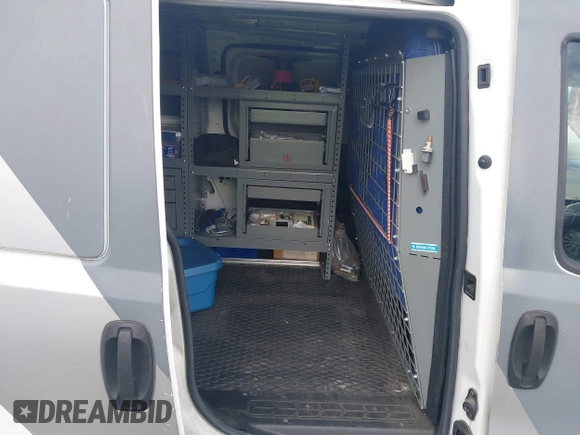2019 Ram ProMaster City Cargo Tradesman с VIN ZFBHRFAB1K6N71592, выставлен на аукционе IAAI как лот 42187499 с пробегом 127 560 миль миль и . История ставок и продаж доступна на DreamBid. Изображение 8.