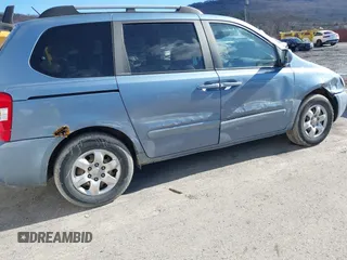 2007 Kia Sedona with VIN KNDMB133576126515, listed as a IAAI auction lot 41497785 with 112,034 mi miles. Bid and sale history available at carsss.com. Image 6.