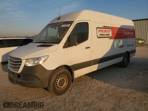2019 Freightliner Sprinter z VIN WDRPF1CD3KP106454, wystawiony jako Copart lot #47475935 z przebiegiem 235 001 mil mil oraz Tytuł czysty. Historia ofert i sprzedaży dostępna na DreamBid. Obrazek 1.