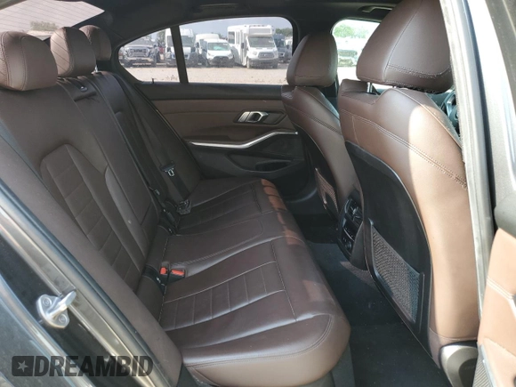 2020 BMW 3 Series 330i z VIN 3MW5R1J05L8B41251, wystawiony jako Copart lot #55253715 z przebiegiem 77 510 mil mil oraz Szkoda całkowita • Salvage title. Historia ofert i sprzedaży dostępna na DreamBid. Obrazek 10.