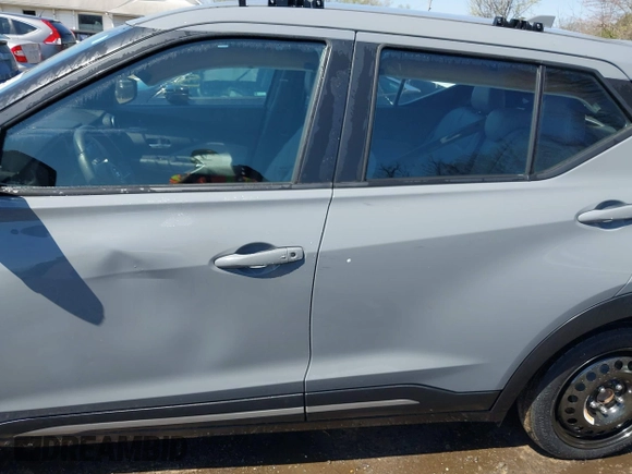 2021 Nissan Kicks SR with VIN 3N1CP5DV2ML515007, listed as a IAAI auction lot 41910801 with 53,649 mi miles and . Bid and sale history available at DreamBid. Image 15.