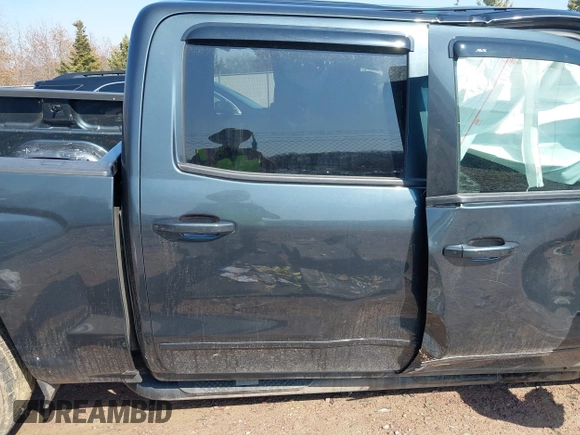 2017 Chevrolet Silverado 1500 LT with VIN 3GCUKREC6HG451671, listed as a IAAI auction lot 41906060 with Not Provided miles and . Bid and sale history available at DreamBid. Image 6.