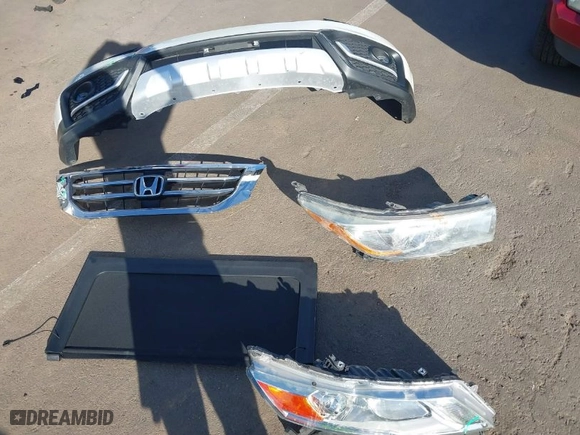 2015 Honda Crosstour EX-L with VIN 5J6TF1H56FL000572, listed as a IAAI auction lot 41606657 with NaN miles. Bid and sale history available at carsss.com. Image 12.