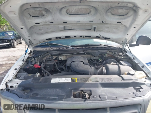 2004 Ford F-150 XL с VIN 2FTRF17W84CA14975, выставлен на аукционе IAAI как лот 42392138 с пробегом 121 799 миль миль и . История ставок и продаж доступна на DreamBid. Изображение 10.