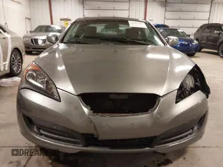 2012 Hyundai Genesis Coupe 2.0T with VIN KMHHT6KD6CU075565, listed as a IAAI auction lot 42083888 with 106,523 mi miles and . Bid and sale history available at DreamBid. Image 13.