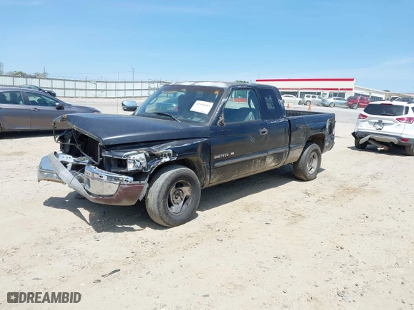 2000 Dodge Ram 1500 with VIN 3B7HC13Z0YG110645, listed as a IAAI auction lot 42038503 with 1 mi miles. Bid and sale history available at carsss.com. Image 2.