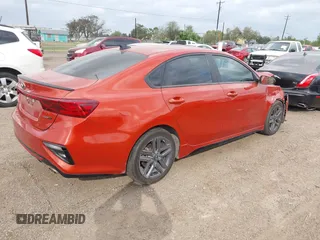 2020 Kia Forte GT-Line with VIN 3KPF34AD9LE255459, listed as a IAAI auction lot 40888407 with 77,679 mi miles. Bid and sale history available at carsss.com. Image 4.