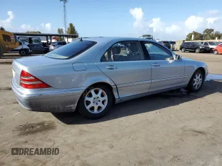2002 Mercedes-Benz S-Class 4.3L with VIN WDBNG70J52A258559, listed as a Copart auction lot 80451294 with 283,626 mi miles and Salvage Title. Bid and sale history available at carsss.com. Image 3.