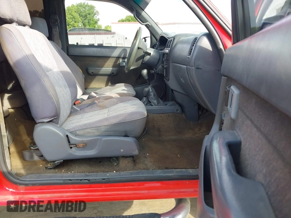 1996 Toyota Tacoma z VIN 4TAWM72N8TZ158887, wystawiony jako IAAI lot #42171836 z przebiegiem 248 871 mil mil oraz . Historia ofert i sprzedaży dostępna na DreamBid. Obrazek 5.