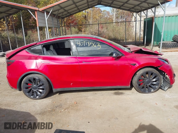 2023 Tesla Model Y Performance with VIN 7SAYGDEF6PF870935, listed as a IAAI auction lot 40718563 with 15,286 mi miles and . Bid and sale history available at DreamBid. Image 13.