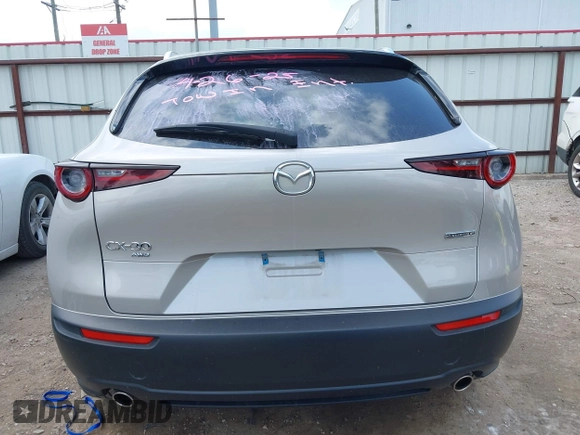 2024 Mazda CX-30 2.5 S Select Sport with VIN 3MVDMBBM6RM694560, listed as a IAAI auction lot 42172660 with 20,608 mi miles. Bid and sale history available at carsss.com. Image 17.