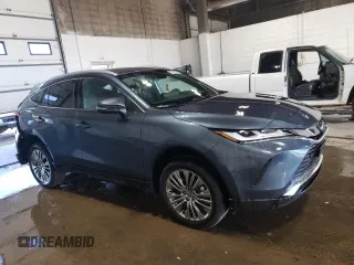 2024 Toyota Venza LE with VIN JTEAAAAH9RJ160330, listed as a Copart auction lot 72745454 with 5,620 mi miles and Salvage Title. Bid and sale history available at carsss.com. Image 4.