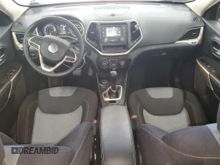 2017 Jeep Cherokee Sport z VIN 1C4PJMAS6HW566899, wystawiony jako Copart lot #52349685 z przebiegiem 155 877 mil mil oraz Szkoda całkowita • Salvage title. Historia ofert i sprzedaży dostępna na DreamBid. Obrazek 8.