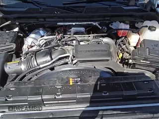 2025 Chevrolet Silverado 2500HD Custom с VIN 1GC4KMEY5SF146492, выставлен на аукционе Copart как лот 50103875 с пробегом 18 616 миль миль и Чистый • Clean title. История ставок и продаж доступна на DreamBid. Изображение 14.