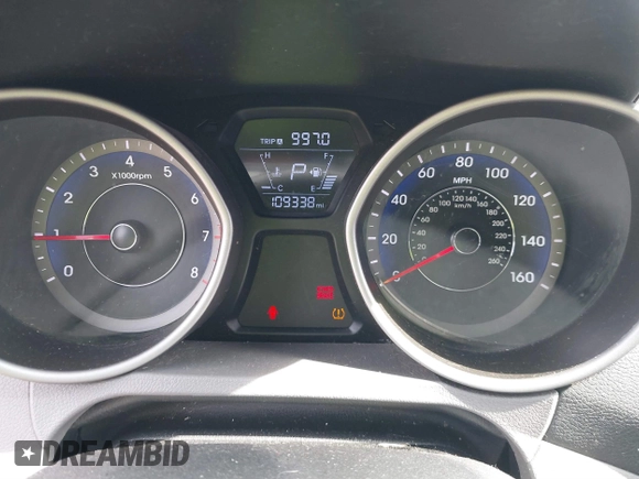 2014 Hyundai Elantra z VIN KMHDH6AH3EU026718, wystawiony jako IAAI lot #41721610 z przebiegiem 109 338 mil mil oraz . Historia ofert i sprzedaży dostępna na DreamBid. Obrazek 7.
