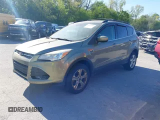 2013 Ford Escape SE с VIN 1FMCU0GXXDUA15555, выставлен на аукционе IAAI как лот 42227394 с пробегом 143 214 миль миль и . История ставок и продаж доступна на DreamBid. Изображение 2.