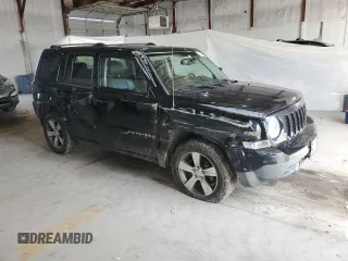 2016 Jeep Patriot Latitude z VIN 1C4NJRFB1GD799628, wystawiony jako Copart lot #60690555 z przebiegiem 43 021 mil mil oraz Szkoda całkowita • Salvage title. Historia ofert i sprzedaży dostępna na DreamBid. Obrazek 4.