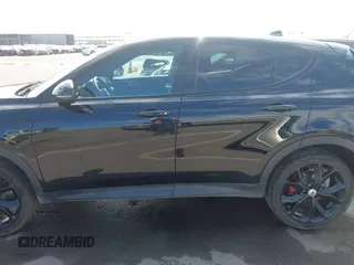 2024 Dodge Hornet GT z VIN ZACNDFAN8R3A14928, wystawiony jako IAAI lot #42387134 z przebiegiem 27 254 mil mil oraz . Historia ofert i sprzedaży dostępna na DreamBid. Obrazek 14.