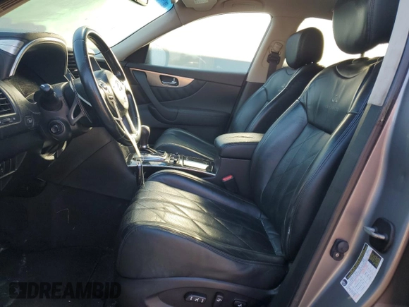 2009 Infiniti FX z VIN JNRAS18U59M104565, wystawiony jako Copart lot #46276715 z przebiegiem 202 008 mil mil oraz Szkoda całkowita • Salvage title. Historia ofert i sprzedaży dostępna na DreamBid. Obrazek 7.