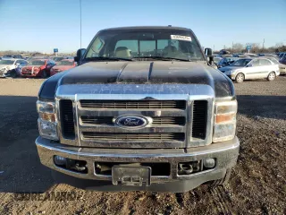 2010 Ford F-250 XL z VIN 1FTSX2B58AEA54899, wystawiony jako Copart lot #43699915 z przebiegiem 107 312 mil mil oraz Tytuł czysty. Historia ofert i sprzedaży dostępna na DreamBid. Obrazek 5.