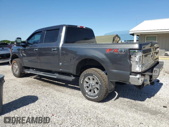 2018 Ford F-250 XL with VIN 1FT7W2BTXJEB56762, listed as a Copart auction lot 57574565 with 72,479 mi miles and Salvage title. Bid and sale history available at DreamBid. Image 2.