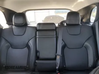 2019 Jeep Cherokee Limited с VIN 1C4PJMDX2KD140556, выставлен на аукционе Copart как лот 54932185 с пробегом 86 582 миль миль и Списание • Salvage title. История ставок и продаж доступна на DreamBid. Изображение 10.